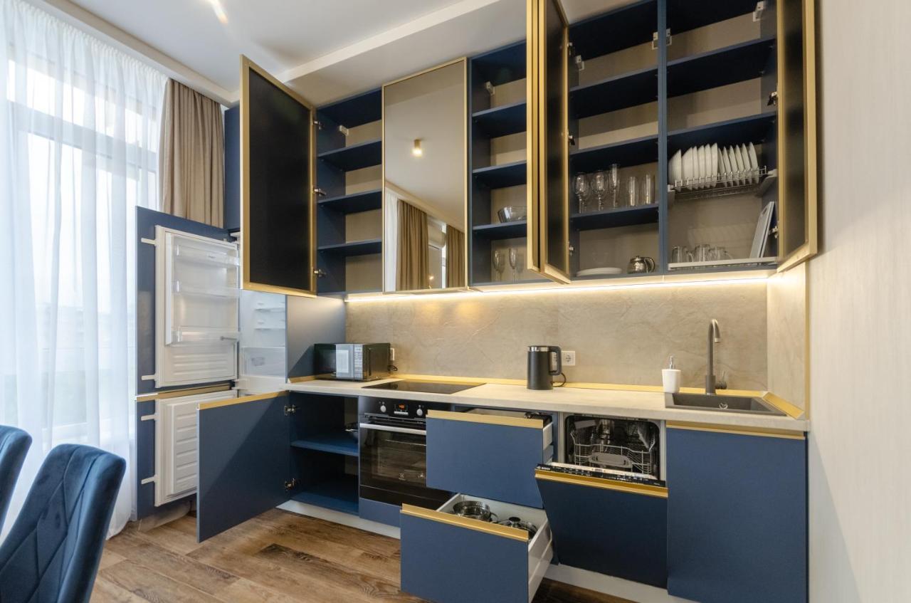 Petrovdom Ж38 In Luxury Apartments At 68 Zhylyanska Street,38 Perlyna Kiev Dış mekan fotoğraf