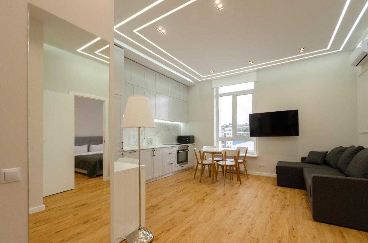 Petrovdom Ж38 In Luxury Apartments At 68 Zhylyanska Street,38 Perlyna Kiev Dış mekan fotoğraf