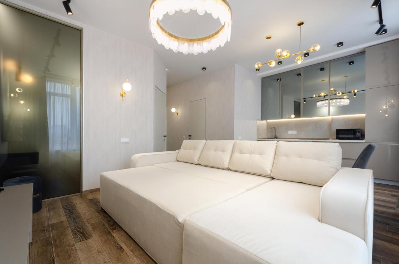 Petrovdom Ж38 In Luxury Apartments At 68 Zhylyanska Street,38 Perlyna Kiev Dış mekan fotoğraf