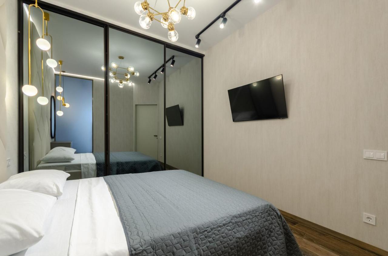 Petrovdom Ж38 In Luxury Apartments At 68 Zhylyanska Street,38 Perlyna Kiev Dış mekan fotoğraf