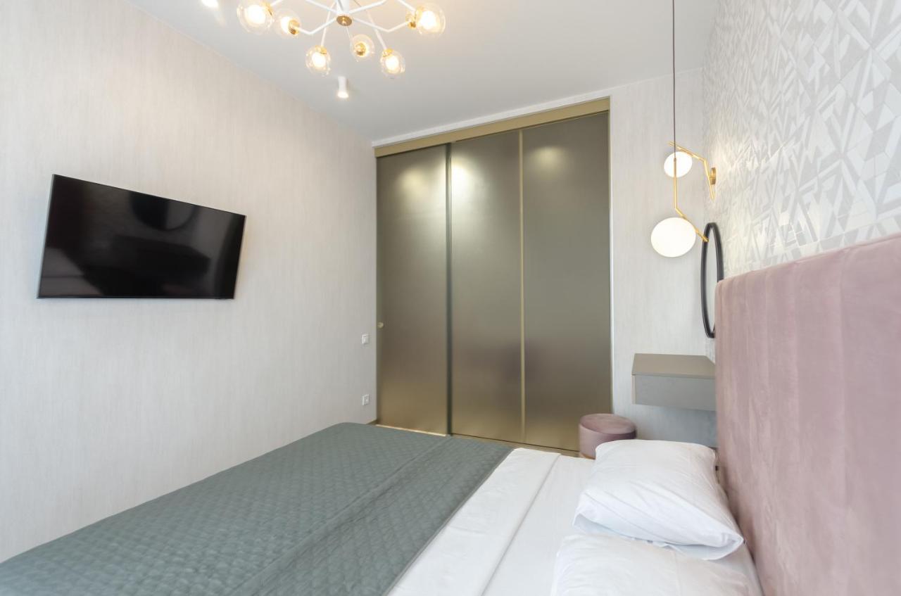 Petrovdom Ж38 In Luxury Apartments At 68 Zhylyanska Street,38 Perlyna Kiev Dış mekan fotoğraf