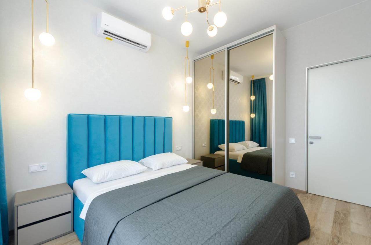 Petrovdom Ж38 In Luxury Apartments At 68 Zhylyanska Street,38 Perlyna Kiev Dış mekan fotoğraf